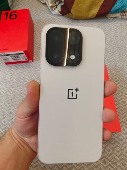 Oneplus 15 16/512gb