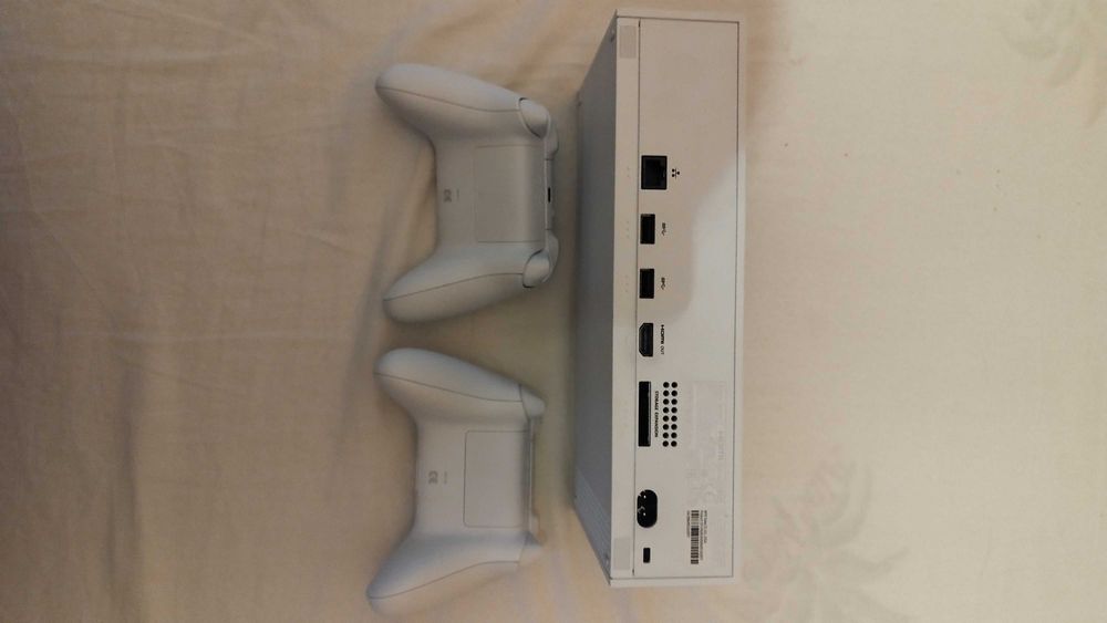 vand xbox seria s 512 gb cu 2 console