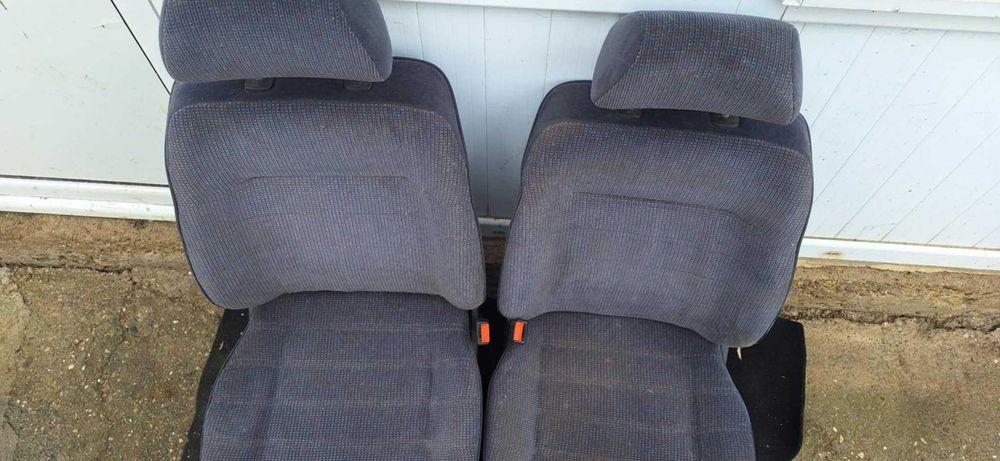 Седалки от Vw Vento с подгрев и инсталация "РАБОТЕЩА"