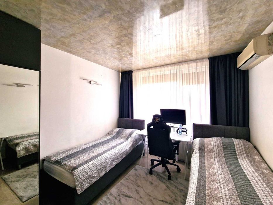 Продава се Тристаен апартамент в Пловдив, Тракия - 118 кв.м за 1949 €/кв.м - Снимка #6