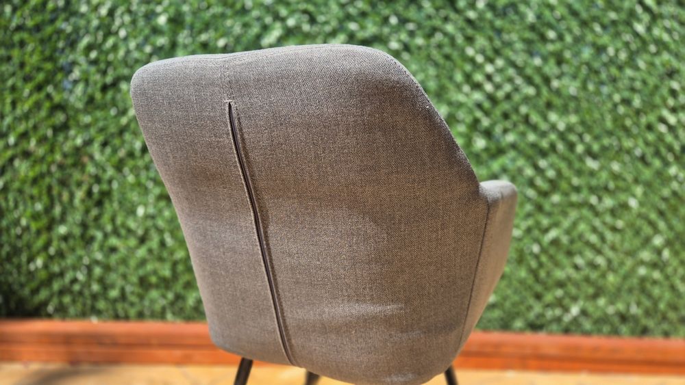 Стилен Люлеещ се стол.