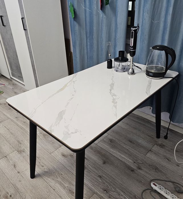 Продам стол стол