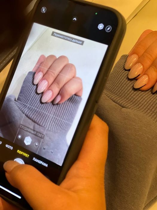 Предлогаю свои услуги по ногтям. Маникюр, наращивание, укрепление.