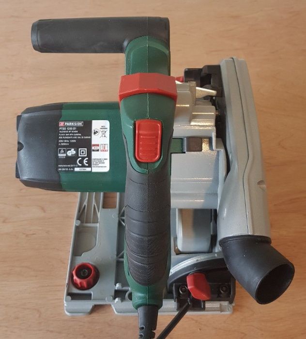 НОВ Ръчен циркуляр с шина  релси Parkside 1200 W Германия