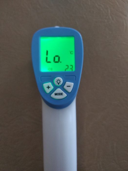 Продам градусник электронный.