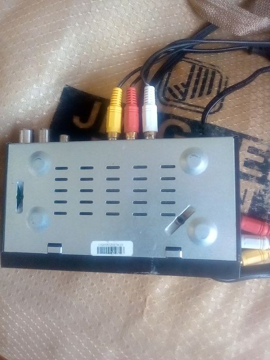 Продам приставку для телевизора