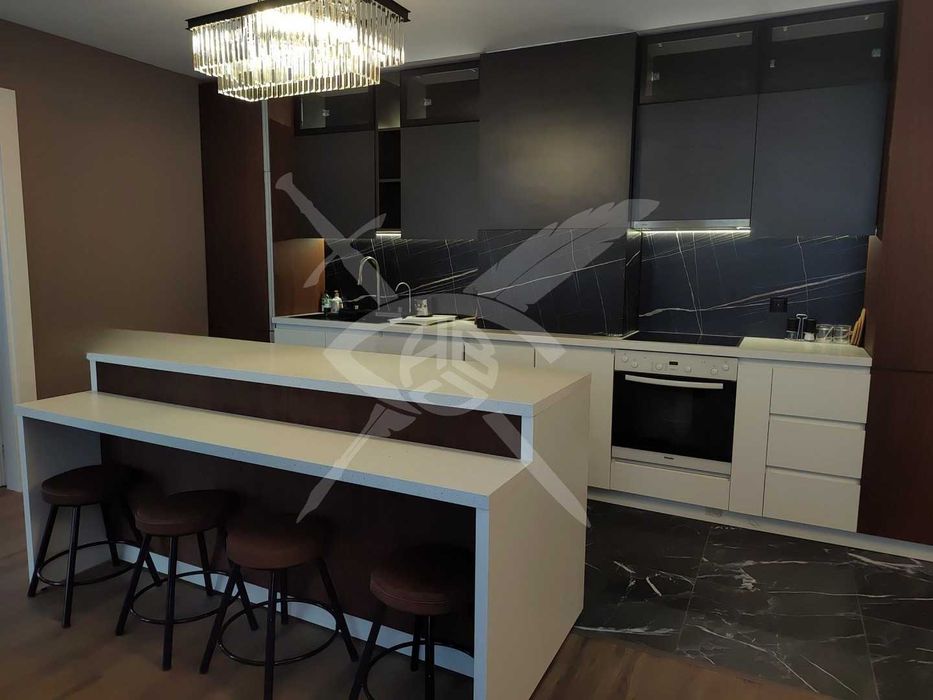 Дава се под наем Четиристаен апартамент в София, Кръстова вада - 141 кв.м за 1495.83 € - Снимка #1