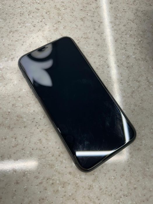 Айфон 11 77% акб