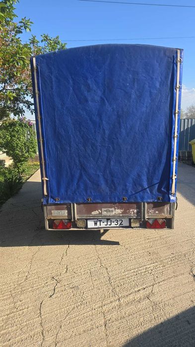 Remorcă SARIS 2700kg Dublă Axă, Prelată Înaltă – ACTE RO în curs (RAR programat)