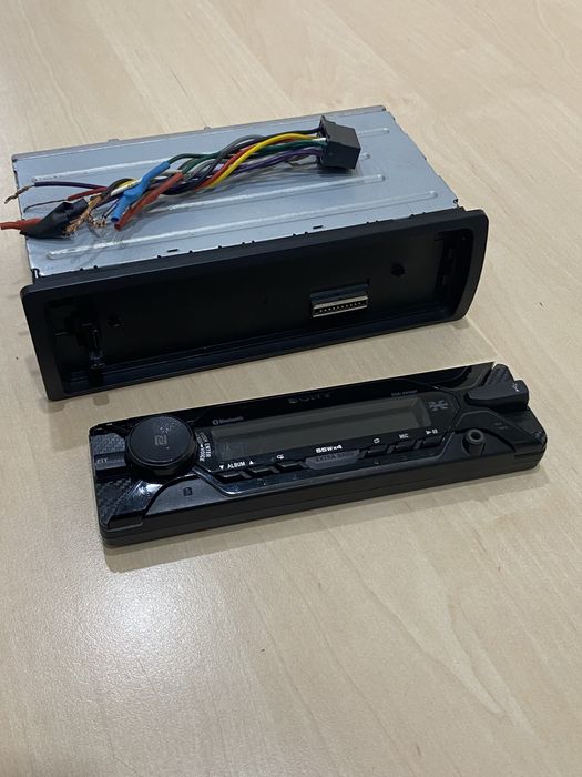 Автомагнитола Sony