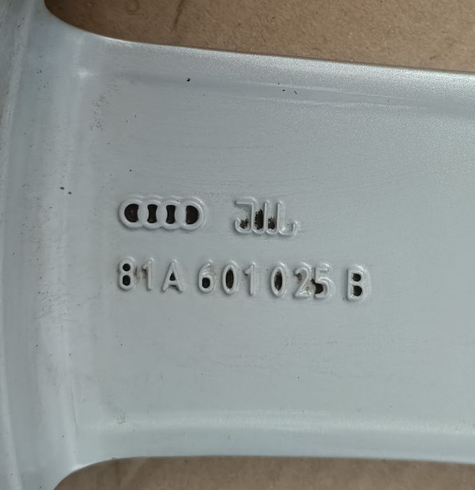 Оригинални джанти 17 цола за Audi A3 Q2