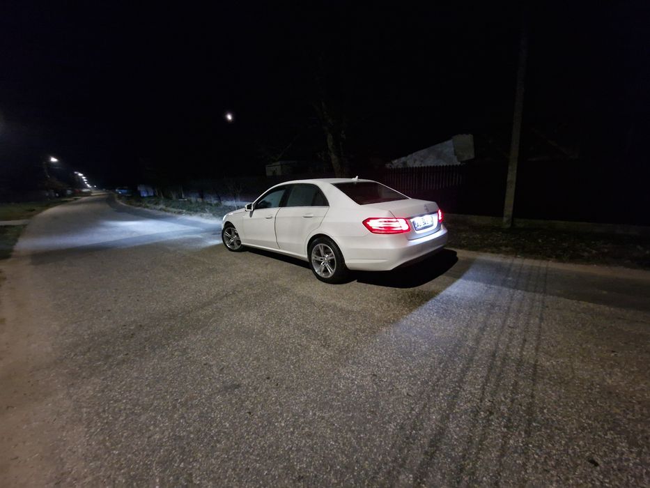 Se vinde Mercedes E Class 220 W212, ultimul model fabricat anul 2016