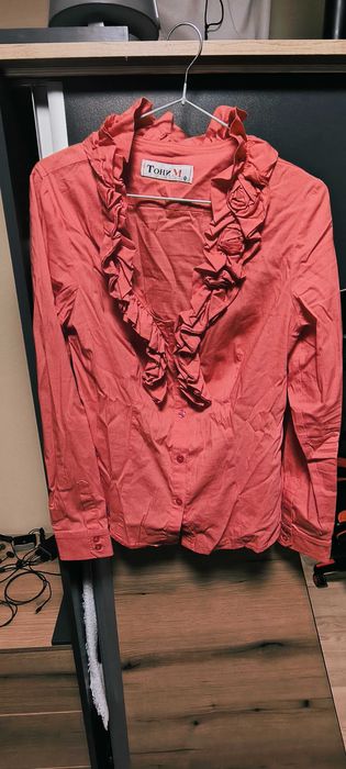 Подарявам дамски ризи