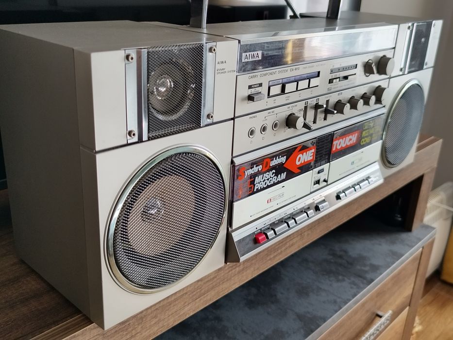 Aiwa ca-w10 радио касетофон