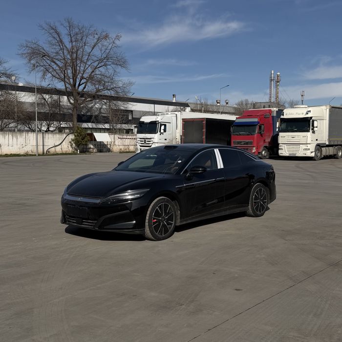 BYD HAN L (701km Lidar)