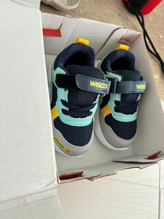 Adidasi pantofi copii baieti wisco cu luminite