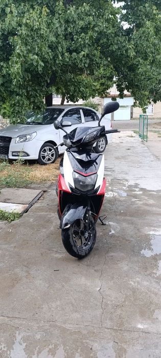 Продам скутер Kawasaki Smart 125