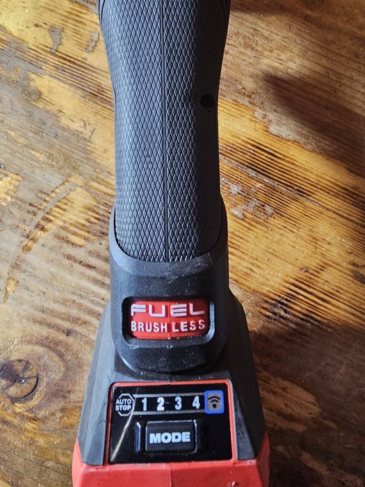 Flex Milwaukee M18 model nou