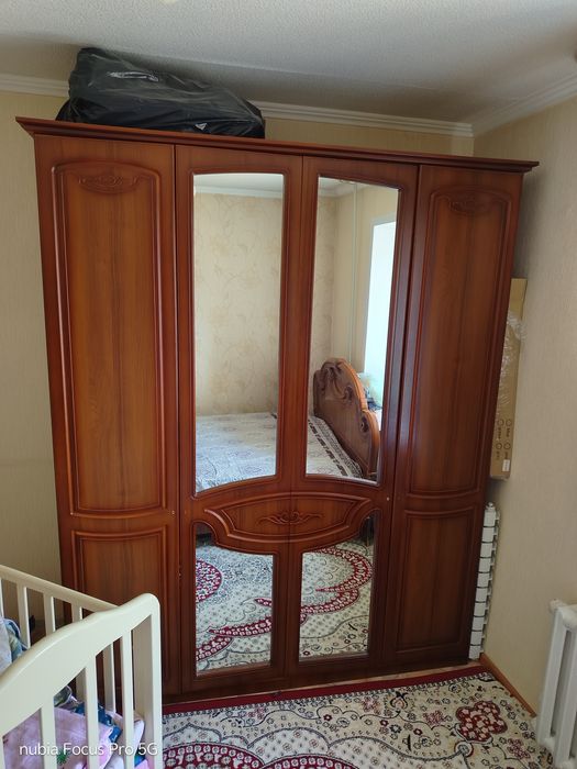 Спальный гарнитур