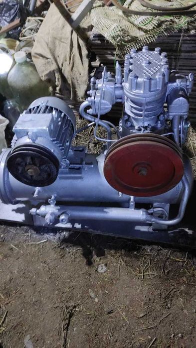 Компрессор для холодильной камеры