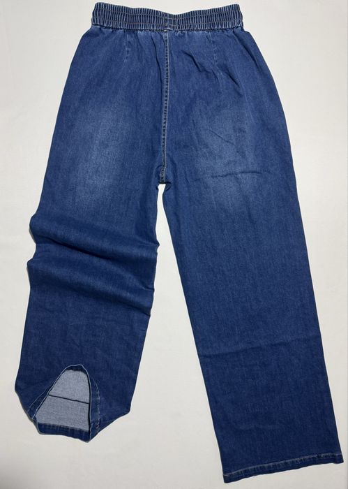 Женскин джинсы новые