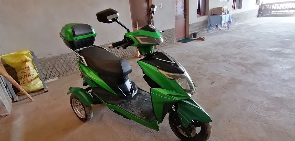 Электроскутор вездеход