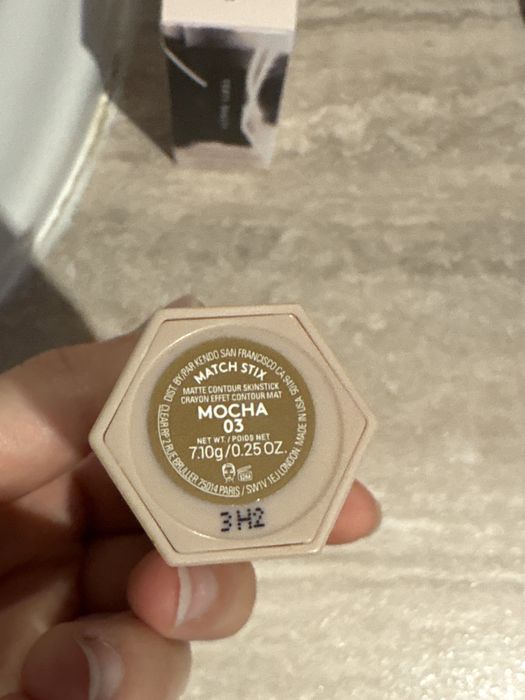 Fenty beauty match stix nuanța mocha 03