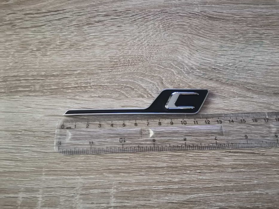 надпис емблема Мерцедес Бенц Mercedes Benz AMG C