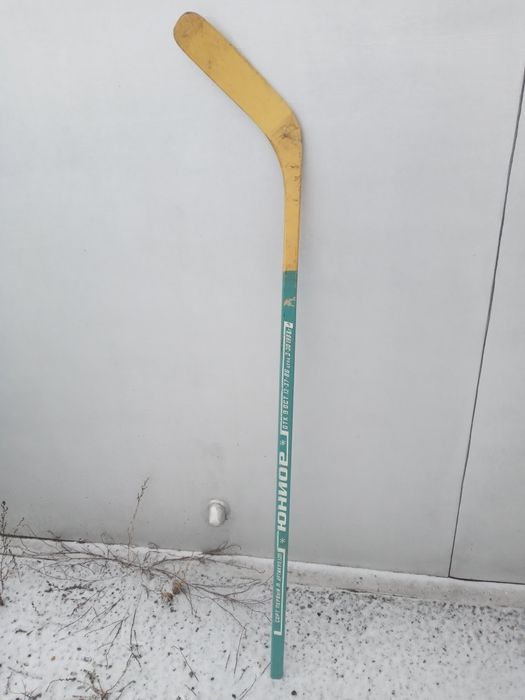 Продам лыжи б.у.