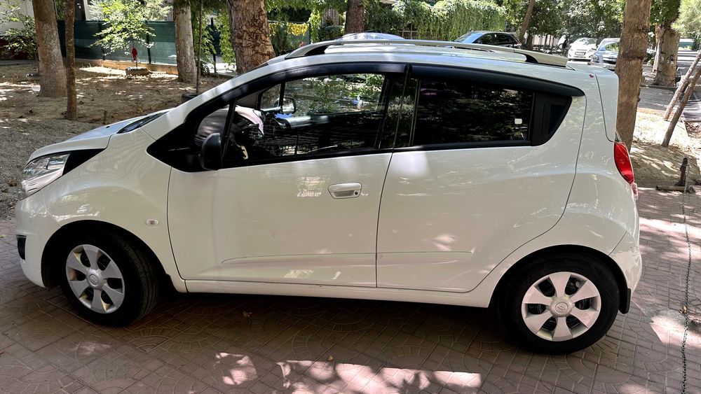 Срочно Продам Спарк M-300 Spark Tez Sotiladi