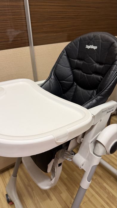 Продам стульчик Peg Perego Follow me