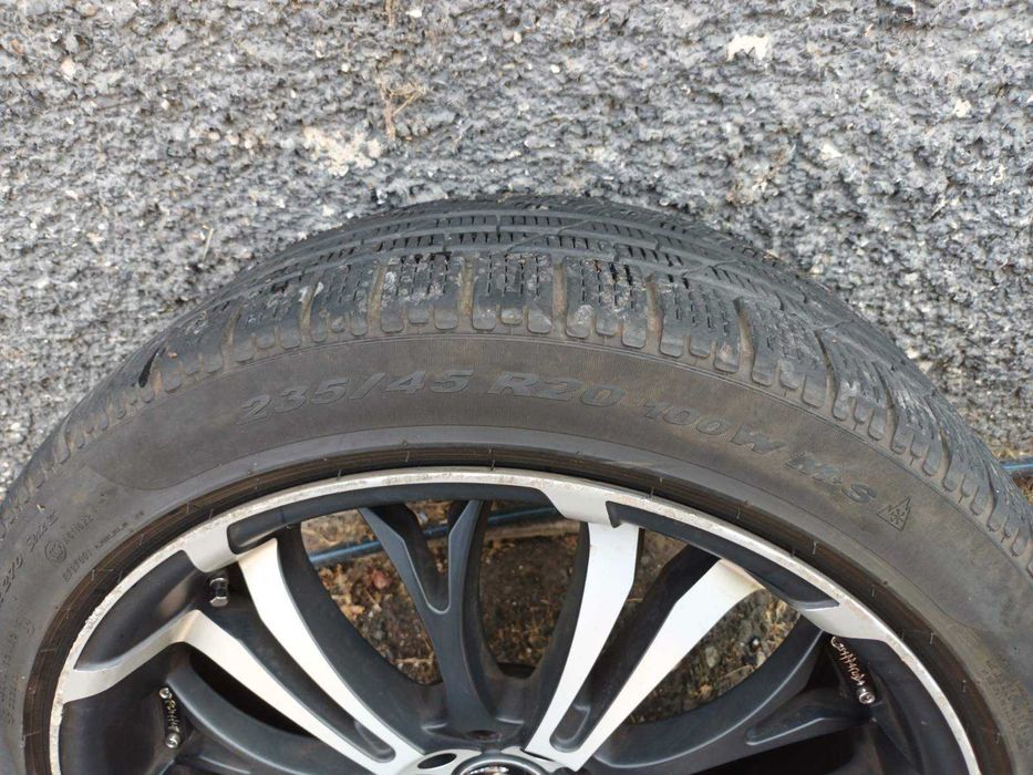 Зимни гуми Pirelli 20-цола