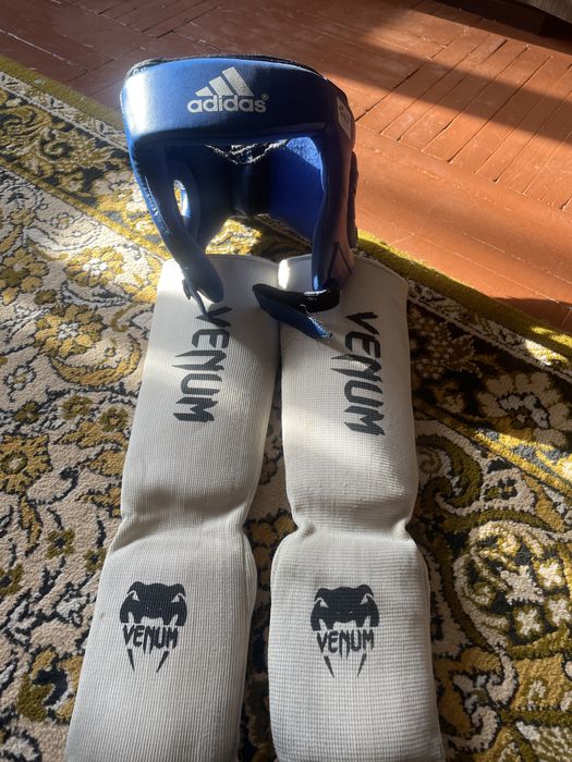 Продам фути и шлем