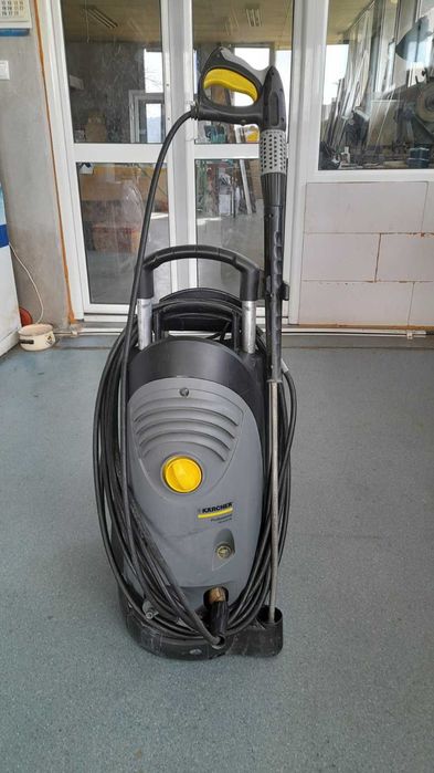 Професионална водоструйка КЕРХЕР HD9/20-4М трифазна