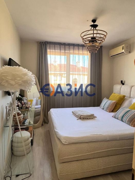 Продава се Двустаен апартамент в Свети Влас - 56 кв.м за 2384 €/кв.м - Снимка #2