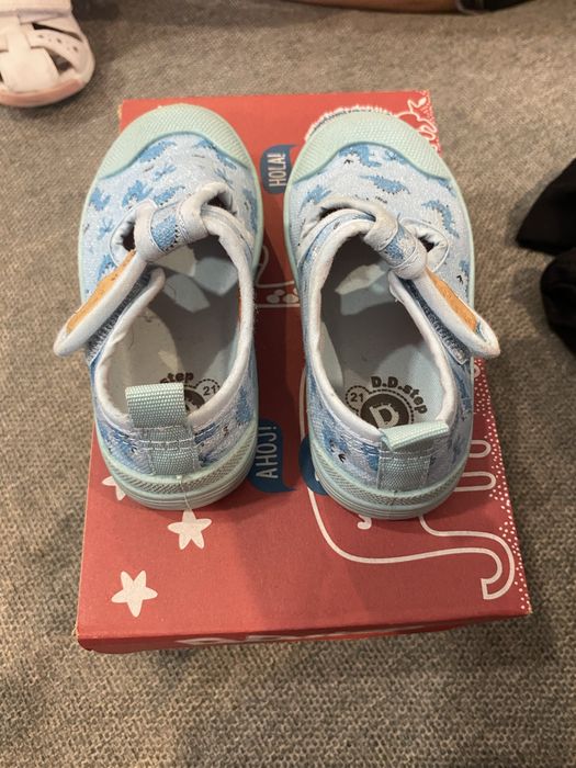 Детски сандали и пантофи цена за 3броя