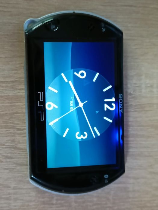 Sony Psp go + 47 игр
