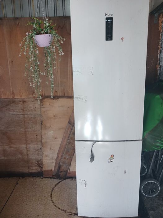 Продам холодильник