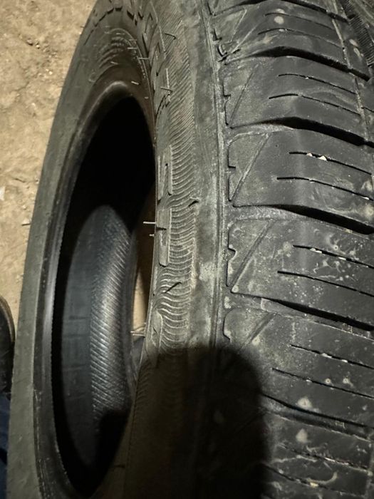 Продам комплект резины