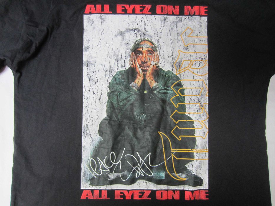 Tricouri Tupac masura L si M, 100%bumbac, stare f. buna