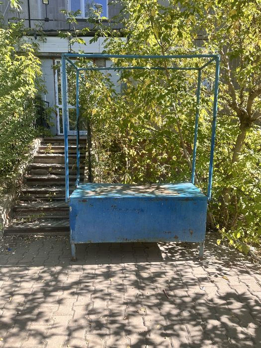 Прилавок металлический,железный