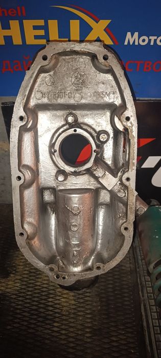 Продам запчасти на мотоцикл Урал