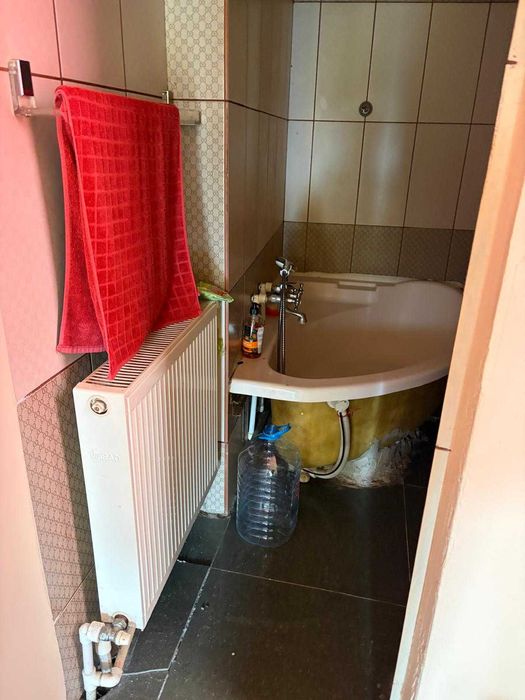 Inchiriez Casa cu 3 camere si curte de 160 mp_Sos. Chitilei_Mega Image