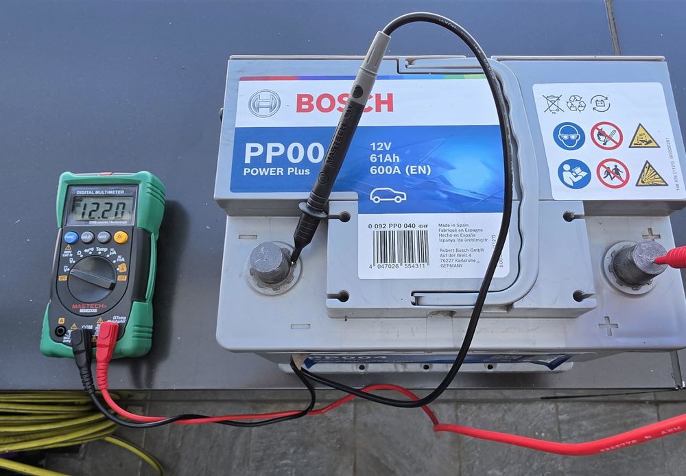 Продавам акумулатор bosch