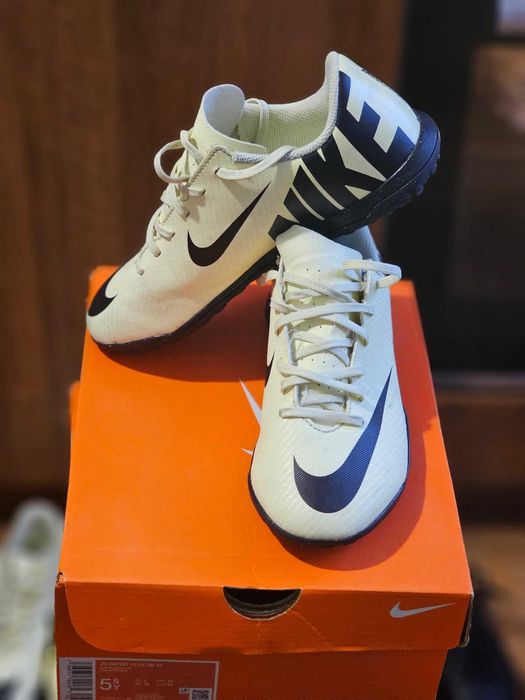 Ghete fotbal copii Nike Mercurial Vapor 15 Club TF Junior 37.5