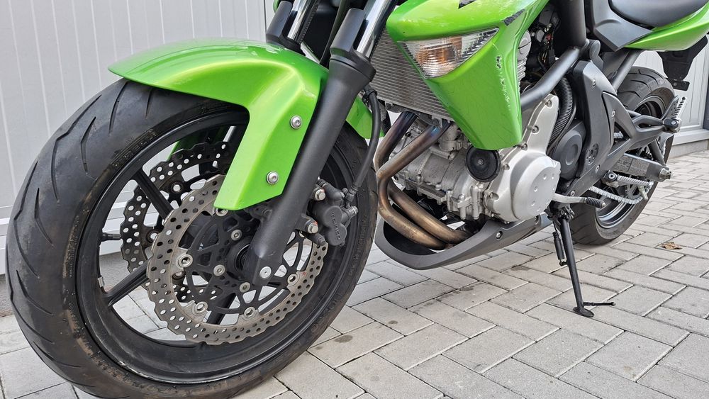 MotoFly vinde Kawasaki Er-6n Categ A2