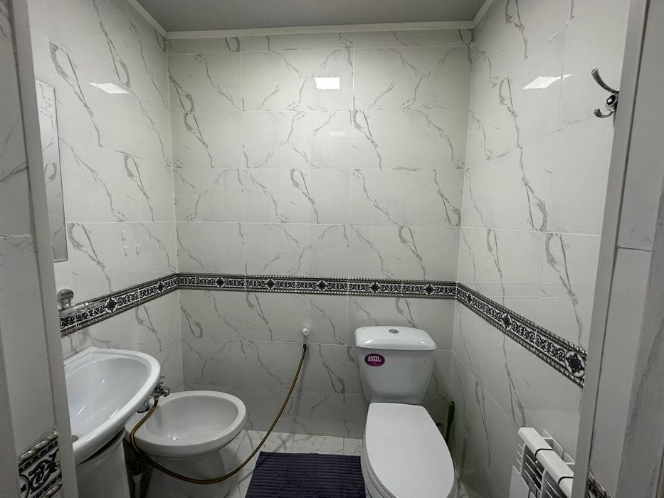 3 хонали уй ,голден хаус Новза