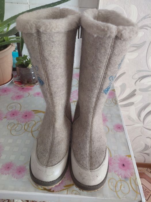 Зимние валенки для девочки