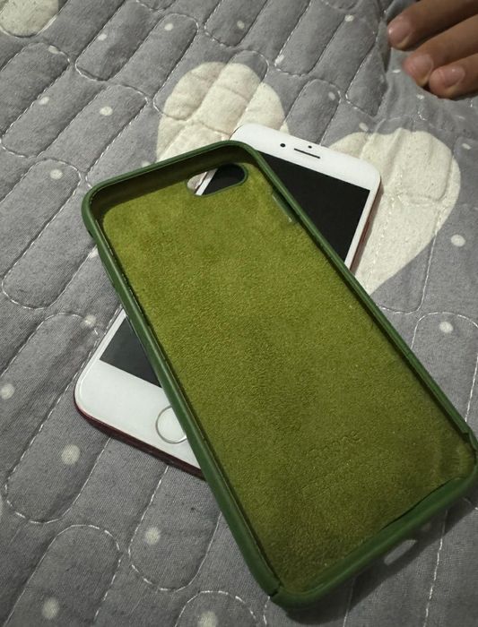 Продается айфон 7 128гигов.