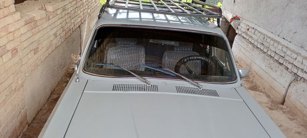 gaz 24 (volga) sotiladi,narxni koʻrishib kelishamiz
